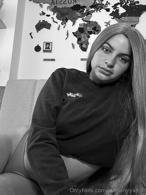 Marianyyaa / Marian y YA! / Marian Corrales Nude Leaked Onlyfans Photo