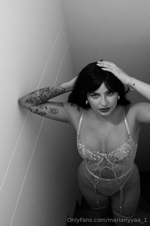 Marianyyaa / Marian y YA! / Marian Corrales Nude Leaked Onlyfans Photo