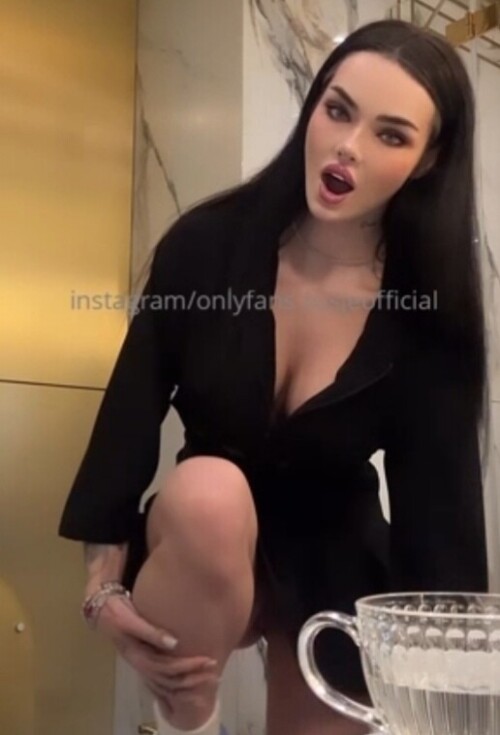 Zusje Nude Leaked Onlyfans Photo Zusje Nude Leaked Onlyfans Photo