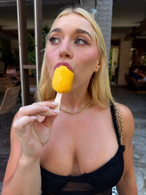 Elle Brooke Nude Leaked Onlyfans Photo Elle Brooke Nude Leaked Onlyfans Photo