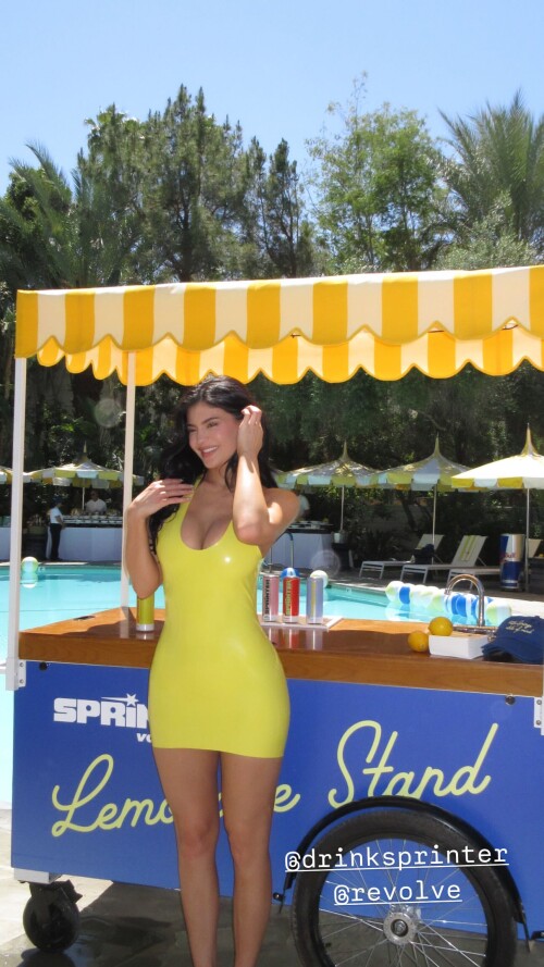 Kylie Jenner Photo 3