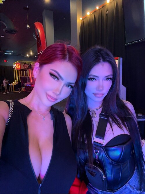 Ashley Vee / MsAshleyVee Nude Leaked Onlyfans Photo Ashley Vee / MsAshleyVee Nude Leaked Onlyfans Photo