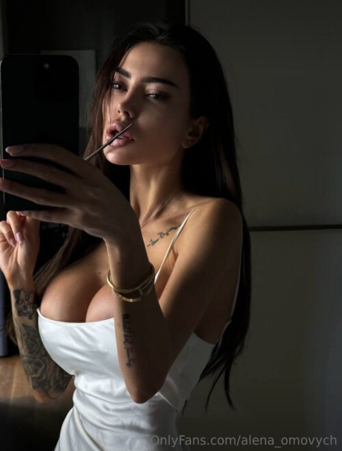 Alena Omovych Nude Leaked Onlyfans Photo