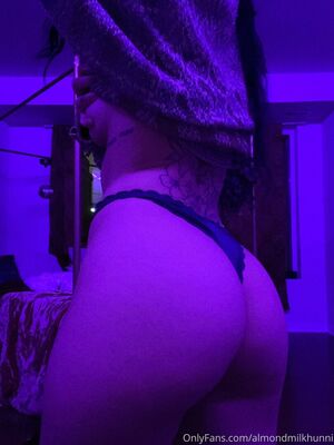 AlmondMilkHunni Nude Leaked Onlyfans Photo AlmondMilkHunni Nude Leaked Onlyfans Photo