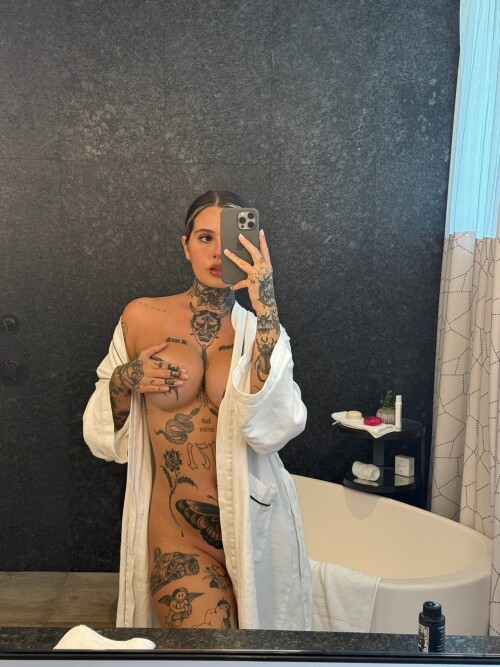 Brooke / TattedTeddy / bmarkhaa Nude Leaked Onlyfans Photo Brooke / TattedTeddy / bmarkhaa Nude Leaked Onlyfans Photo