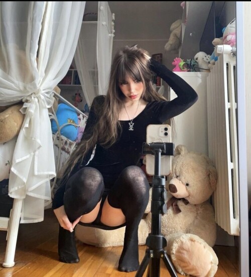 Alienbella - Alienb3lla Nude Leaked Onlyfans Photo