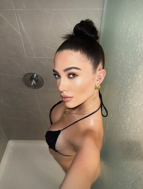 Gigi Papasavvas Nude Leaked Onlyfans Photo Gigi Papasavvas Nude Leaked Onlyfans Photo