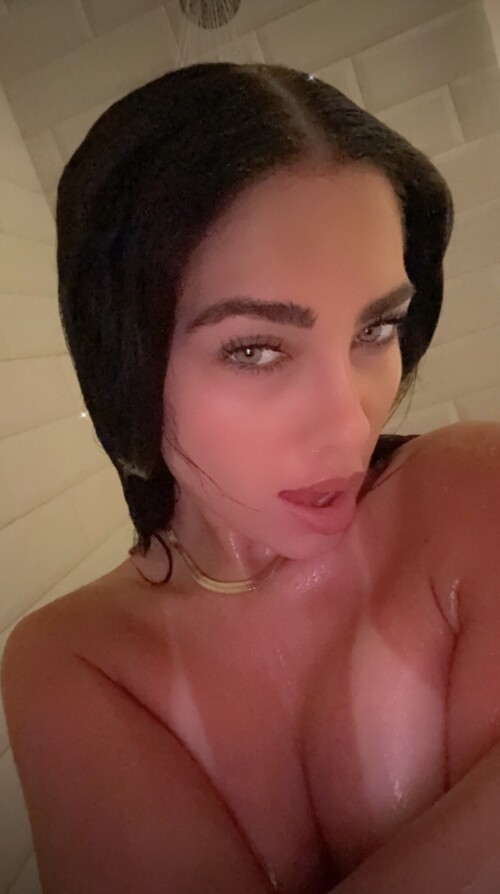 Gigi Papasavvas Nude Leaked Onlyfans Photo Gigi Papasavvas Nude Leaked Onlyfans Photo