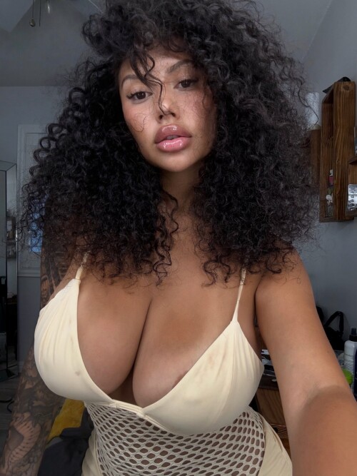 Alanamarriee Nude Leaked Onlyfans Photo Alanamarriee Nude Leaked Onlyfans Photo
