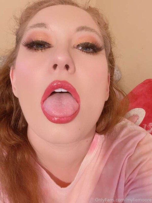 Mylie Moore - myliemoore Nude Leaked Onlyfans Photo Mylie Moore - myliemoore Nude Leaked Onlyfans Photo