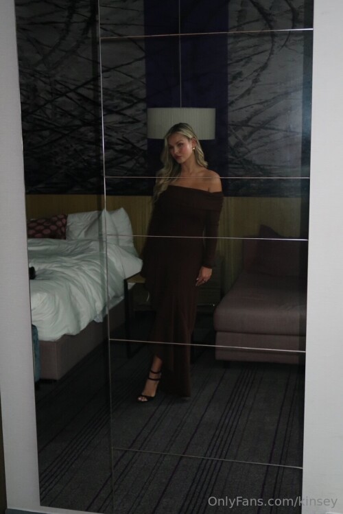 Kinsey Wolanski Nude Leaked Onlyfans Photo Kinsey Wolanski Nude Leaked Onlyfans Photo