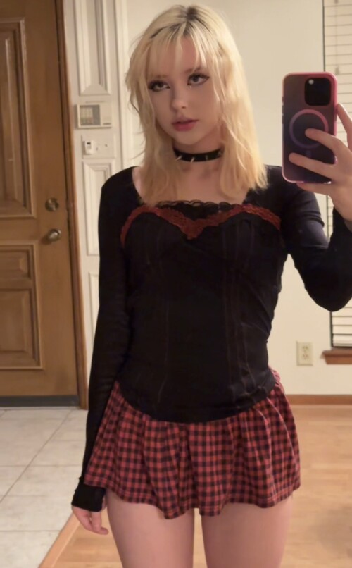 ItsNotDatSrs | Notdatsrs | liz | lilredvlvt Nude Leaked Onlyfans Photo ItsNotDatSrs | Notdatsrs | liz | lilredvlvt Nude Leaked Onlyfans Photo