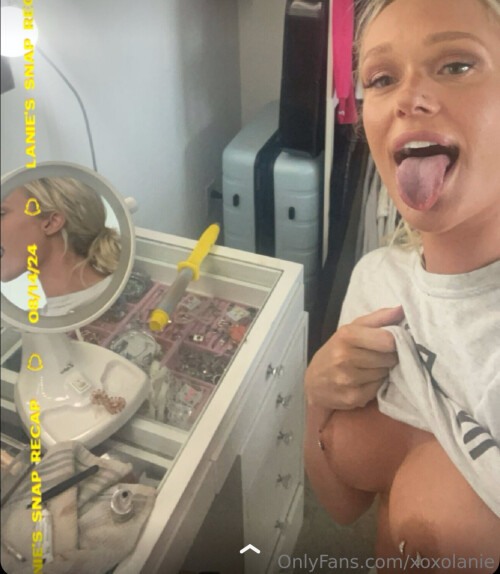 Lexie Wilcox & Lanie Wilcox / xoxolexie & xoxolanie Nude Leaked Onlyfans Photo