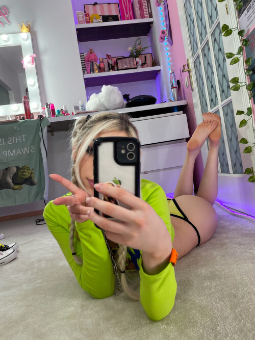Alice Delish Nude Leaked Onlyfans Photo Alice Delish Nude Leaked Onlyfans Photo