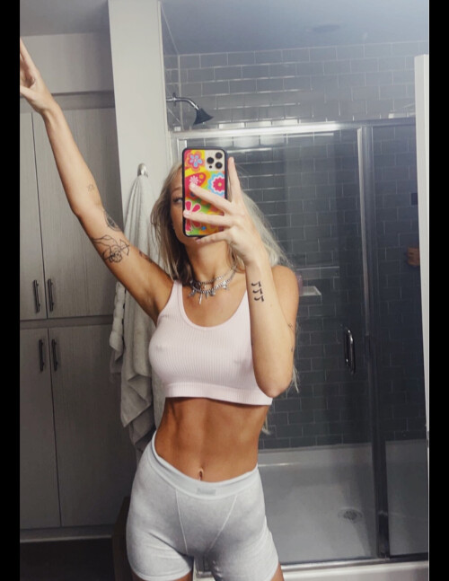 Lexie Wilcox & Lanie Wilcox / xoxolexie & xoxolanie Nude Leaked Onlyfans Photo