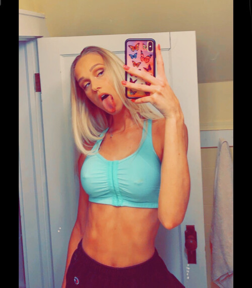 Lexie Wilcox & Lanie Wilcox / xoxolexie & xoxolanie Nude Leaked Onlyfans Photo