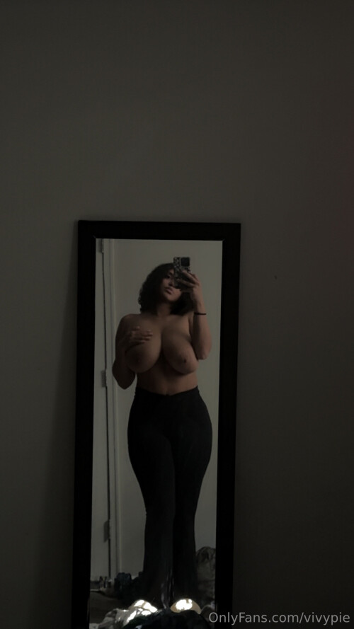Vivypie/Vivyen turrini Nude Leaked Onlyfans Photo
