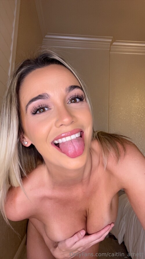 Caitlin Arnett Nude Leaked Onlyfans Photo Caitlin Arnett Nude Leaked Onlyfans Photo