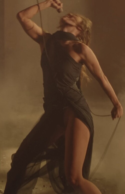Miley Cyrus Photo 1