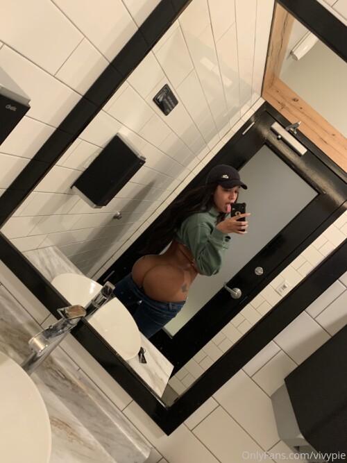 Vivypie/Vivyen turrini Nude Leaked Onlyfans Photo