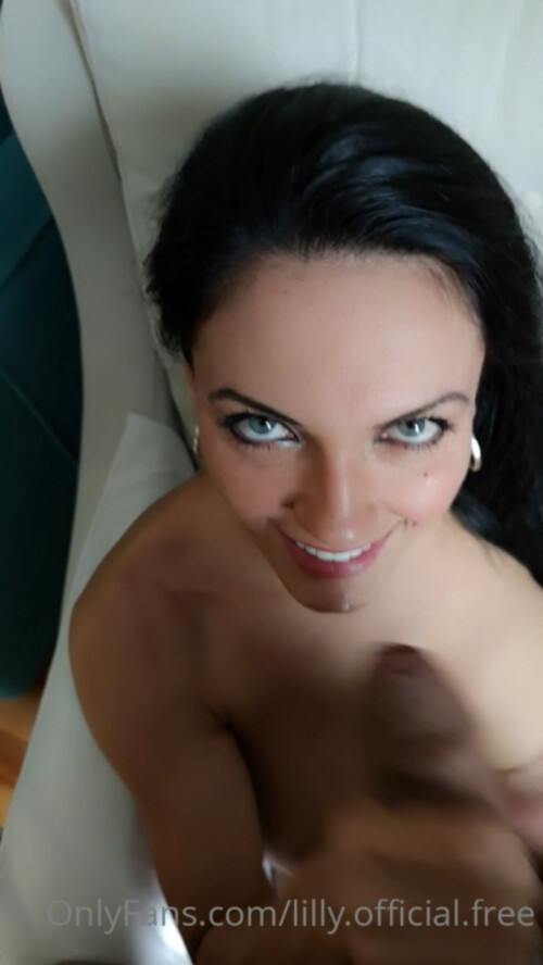 Milf Lilly (Lilly Land) Nude Leaked Onlyfans Photo Milf Lilly (Lilly Land) Nude Leaked Onlyfans Photo