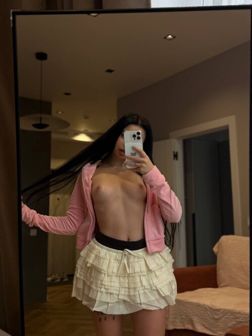 liroshka / lirka Nude Leaked Onlyfans Photo liroshka / lirka Nude Leaked Onlyfans Photo