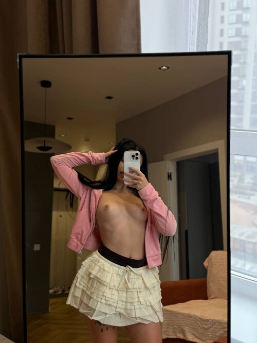 liroshka / lirka Nude Leaked Onlyfans Photo liroshka / lirka Nude Leaked Onlyfans Photo