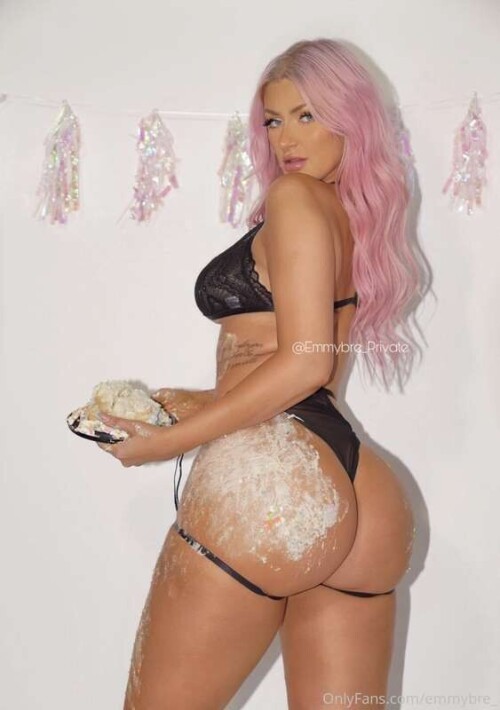 Emmybre Nude Leaked Onlyfans Photo Emmybre Nude Leaked Onlyfans Photo