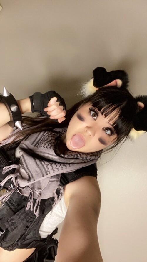 Taigateatime / petkittykiriko Nude Leaked Onlyfans Photo