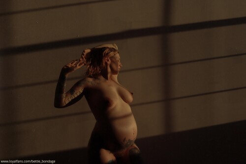 Bettie Bondage Nude Leaked Onlyfans Photo Bettie Bondage Nude Leaked Onlyfans Photo