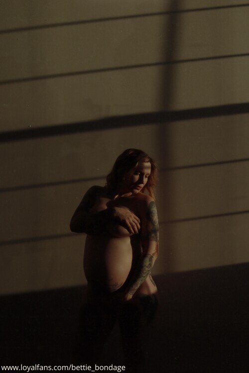 Bettie Bondage Nude Leaked Onlyfans Photo Bettie Bondage Nude Leaked Onlyfans Photo