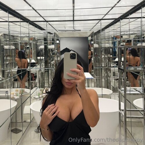 DaphneJoy Nude Leaked Onlyfans Photo DaphneJoy Nude Leaked Onlyfans Photo
