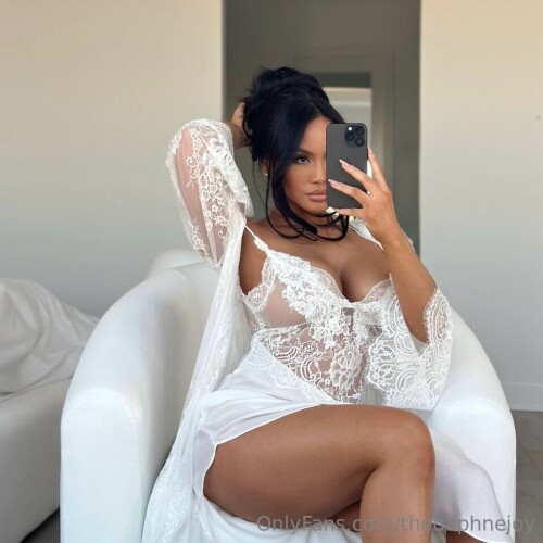 DaphneJoy Nude Leaked Onlyfans Photo DaphneJoy Nude Leaked Onlyfans Photo