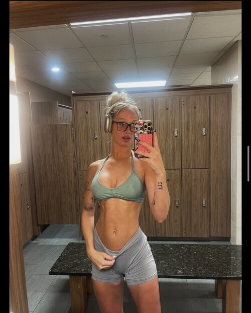Lexie Wilcox & Lanie Wilcox / xoxolexie & xoxolanie Nude Leaked Onlyfans Photo