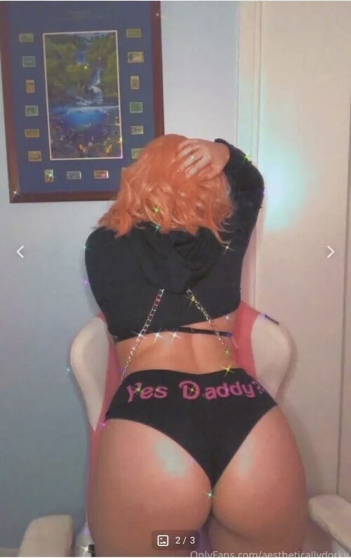 Aestheticallydorky | Ellie Nude Leaked Onlyfans Photo Aestheticallydorky | Ellie Nude Leaked Onlyfans Photo