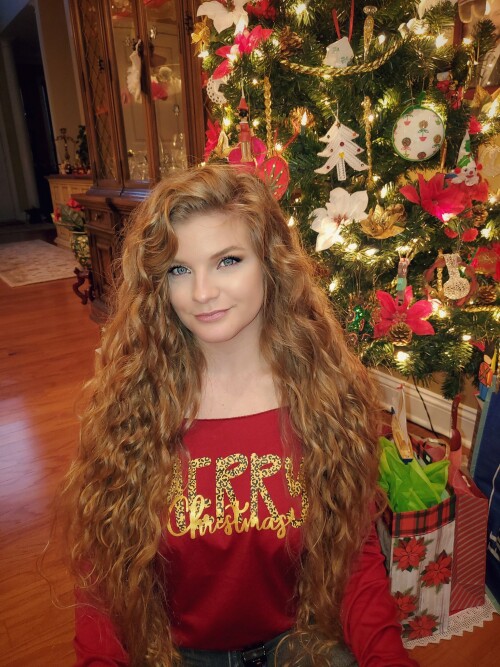 KaitMarieox-1209912989115174912-20191225_140510-img2e5e87afe42c89659.jpg