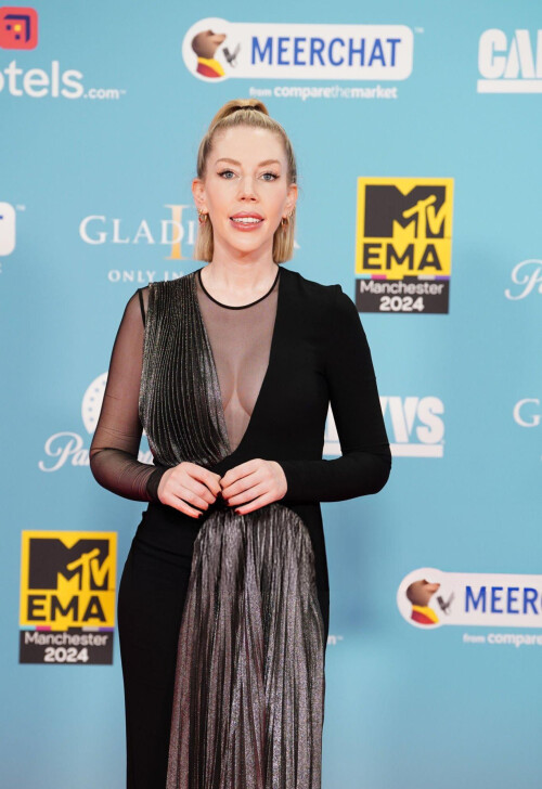 Katherine-Ryan-EMVAS-268d8e8cb79a1025c5.jpg