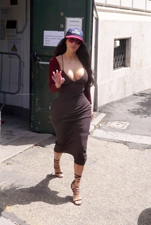 Kim-Kardashian-Sexy-15-thefappeningblog.com_de28572424ef2d1d.jpg