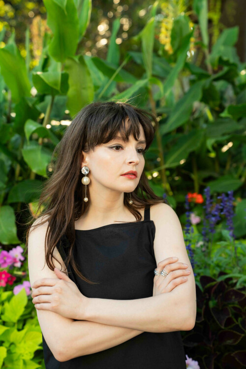 Lauren-Mayberry-3-1280x191957cf6b14d2a3da7e.md.jpg