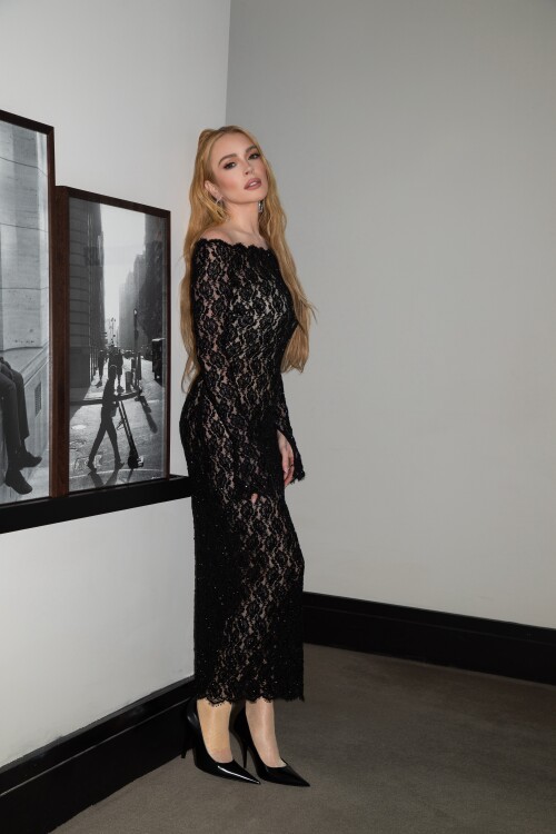 LindsayLohan-8efc2fe5acb567133.jpg