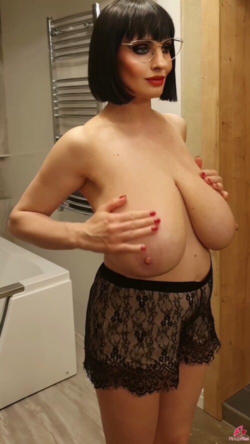 Lisa Bukawski Nude Leaked Onlyfans Photo Lisa Bukawski Nude Leaked Onlyfans Photo