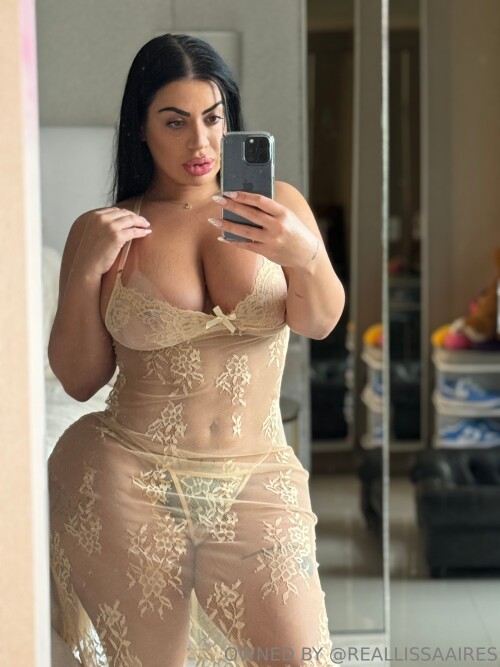 Lissa-Aires-OnlyFans_208f9fe2ab8292533.md.jpg