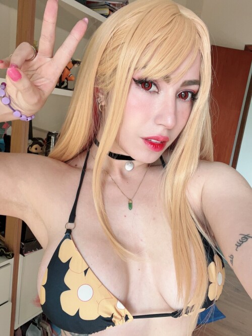Marin_pt_2_-_Bikini_.t__158ee955f02ff23cc8.jpg
