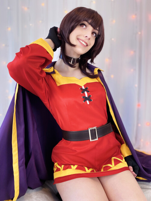 Megumin-15da07c3fbf857587.md.jpg