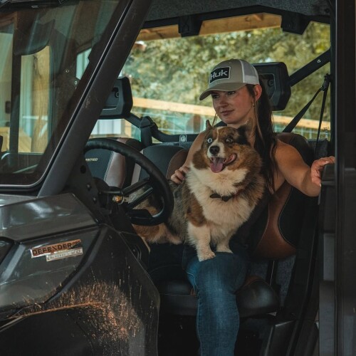 Merle-says-Get-in-loser-were-going-hunting.-Hat--hukgear-Buggy--canamoffroad---alexrahman.prbf8ce425a0406296.jpg