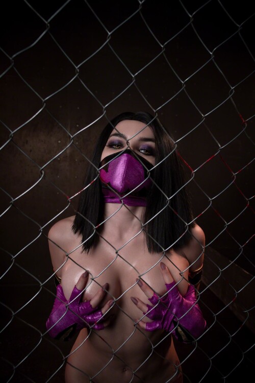 Mileena175d3dee36dc3a3534.jpg