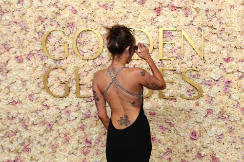 MileyNow00639c46ece092b115e.md.jpg