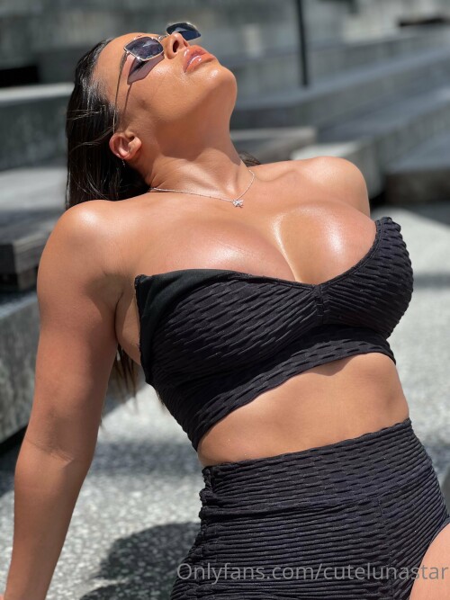 Luna Star Nude Leaked Onlyfans Photo Luna Star Nude Leaked Onlyfans Photo