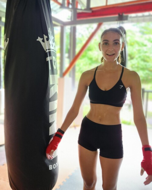 Photo-by-Lena-Bader-on-September-16-2024.-May-be-an-image-of-1-person-activewear-sportswear-and-punching-bag.530dde577ecd24a9.jpg