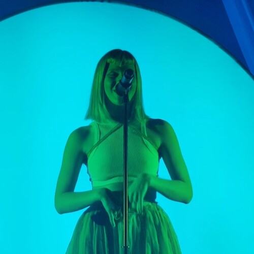 Photo-shared-by-Nature-Boy-on-March-10-2024-tagging-auroramusic.-May-be-an-image-of-1-person-and-concert.ecc73bd4c2764645.jpg